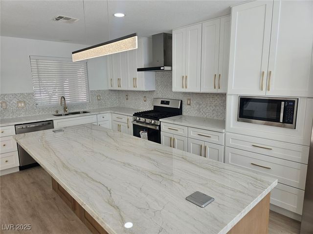 1701 April Shower Place, Las Vegas, NV 89144