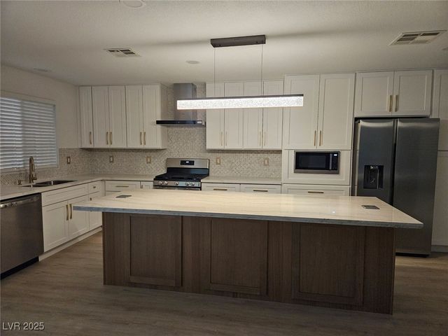 1701 April Shower Place, Las Vegas, NV 89144