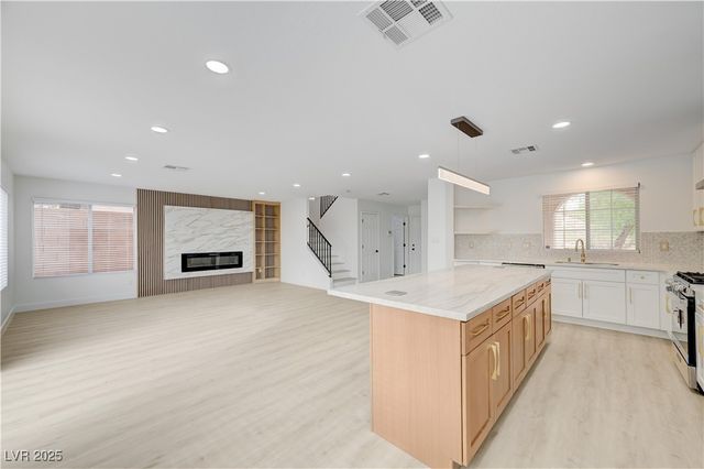 1701 April Shower Place, Las Vegas, NV 89144