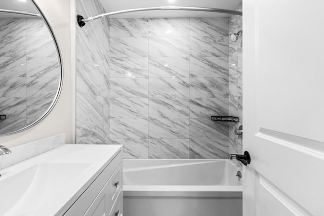 24 Selkirk 24-4, Boston, MA 02135