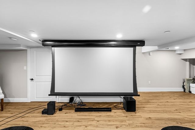 24 Selkirk 24-4, Boston, MA 02135