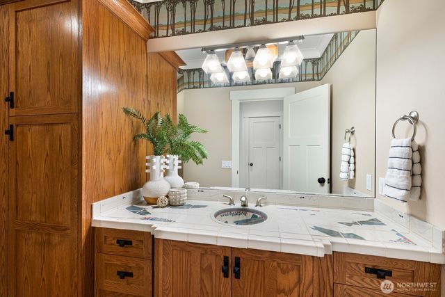 4155 212th Way SE, Sammamish, WA 98075