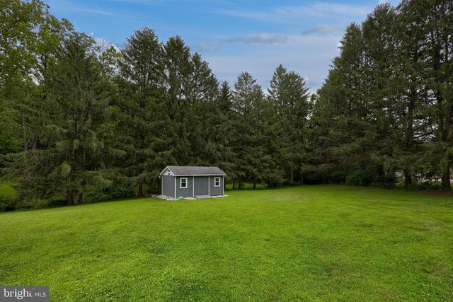125 MEADOW RD, York, PA 17406