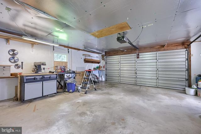 125 MEADOW RD, York, PA 17406