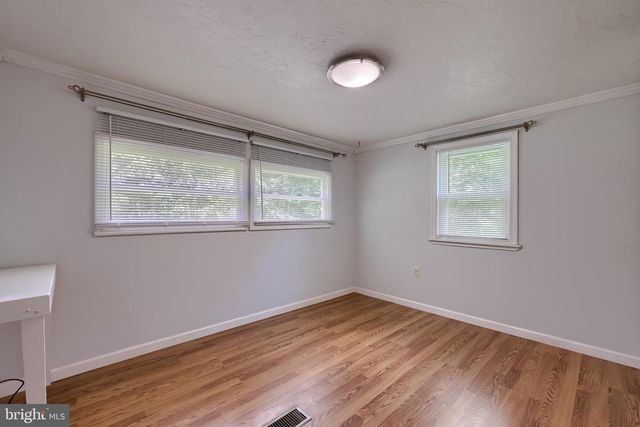 125 MEADOW RD, York, PA 17406