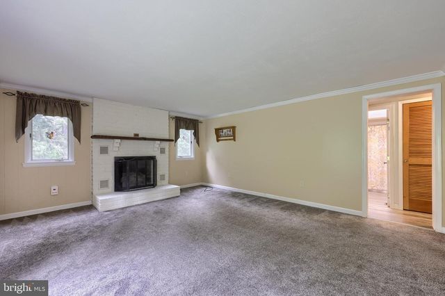125 MEADOW RD, York, PA 17406