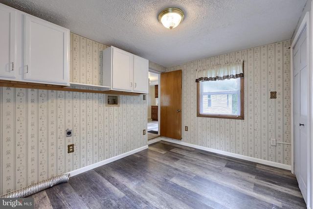 125 MEADOW RD, York, PA 17406