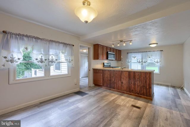 125 MEADOW RD, York, PA 17406