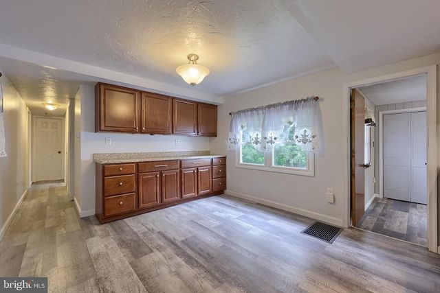125 MEADOW RD, York, PA 17406