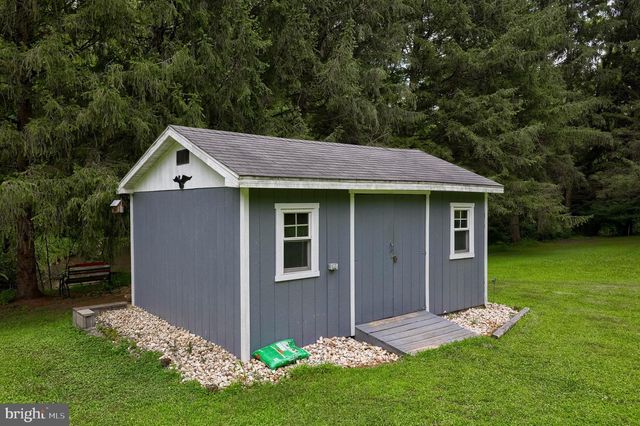 125 MEADOW RD, York, PA 17406