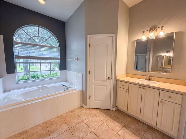 222 TAYLOR BAY LANE, Brandon, FL 33510