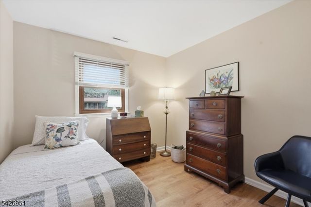 47 Pudding Stone Way, Lopatcong Twp., NJ 08865