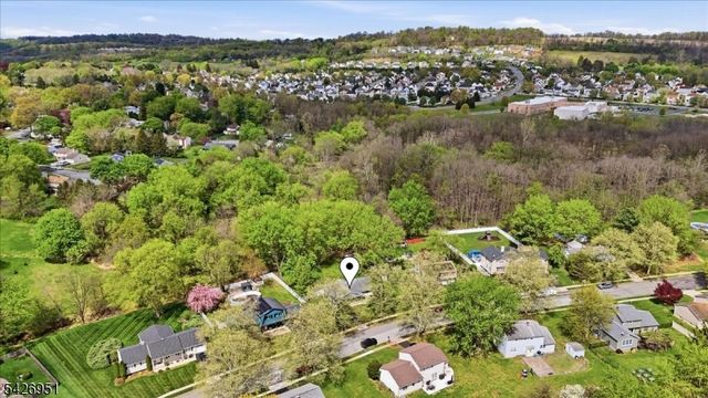47 Pudding Stone Way, Lopatcong Twp., NJ 08865