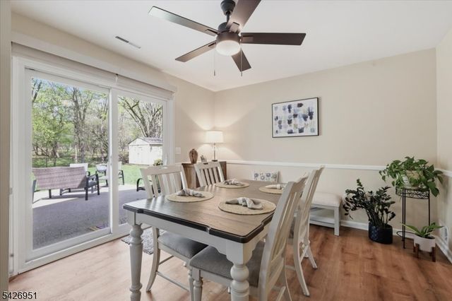47 Pudding Stone Way, Lopatcong Twp., NJ 08865