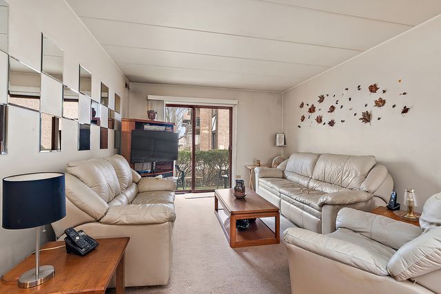 2815 Glenwood Lansing Road 106, Lynwood, IL 60411