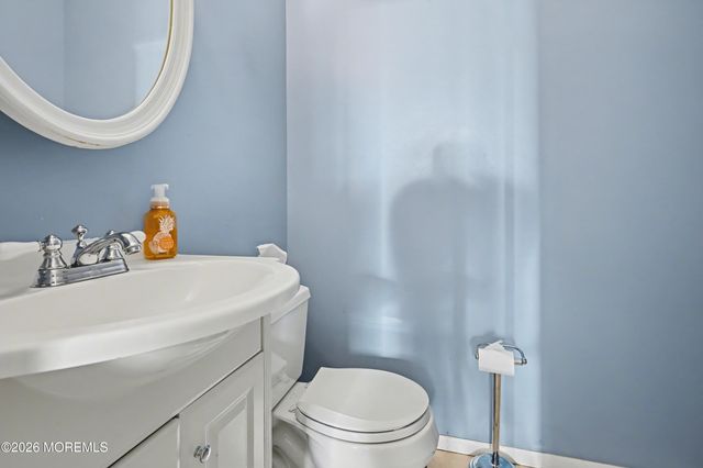 22 Burki Place, Freehold, NJ 07728