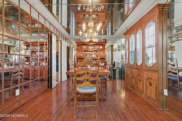 22 Burki Place, Freehold, NJ 07728