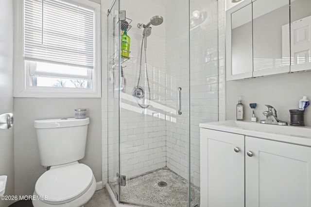 22 Burki Place, Freehold, NJ 07728