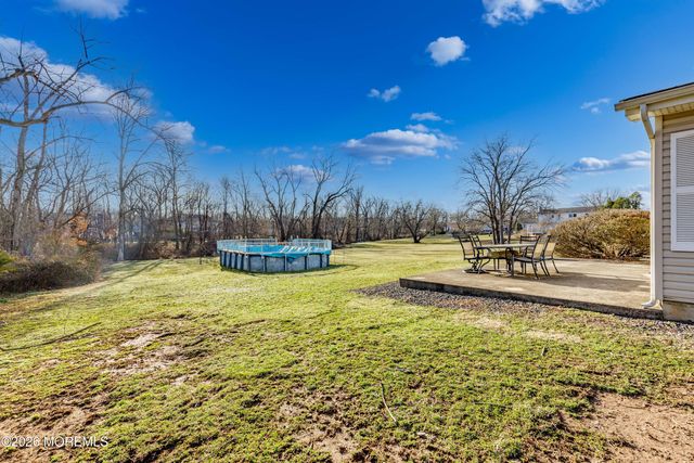 22 Burki Place, Freehold, NJ 07728