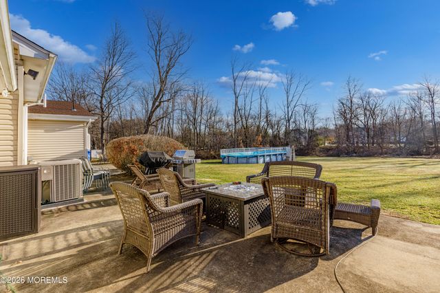 22 Burki Place, Freehold, NJ 07728