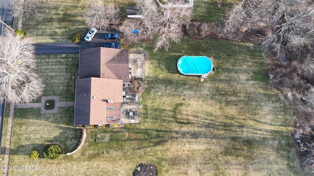 22 Burki Place, Freehold, NJ 07728