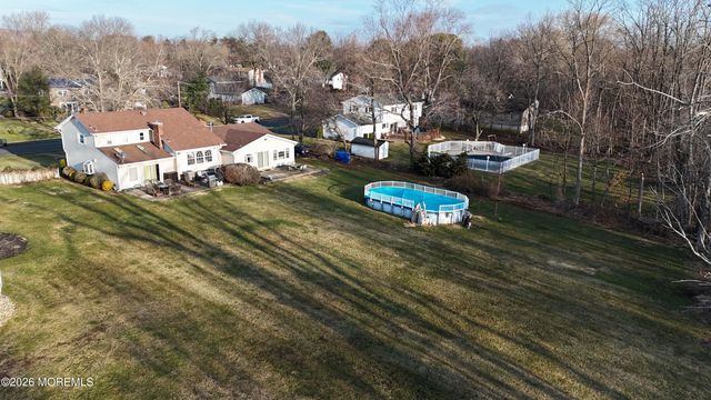 22 Burki Place, Freehold, NJ 07728