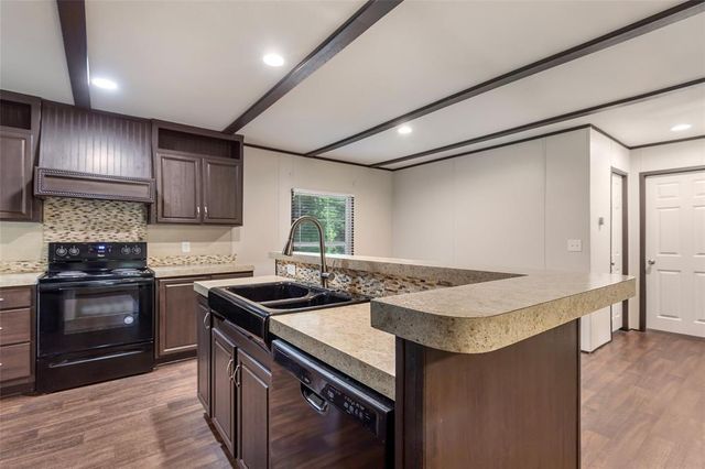 12214 County Road 37495, Cleveland, TX 77327