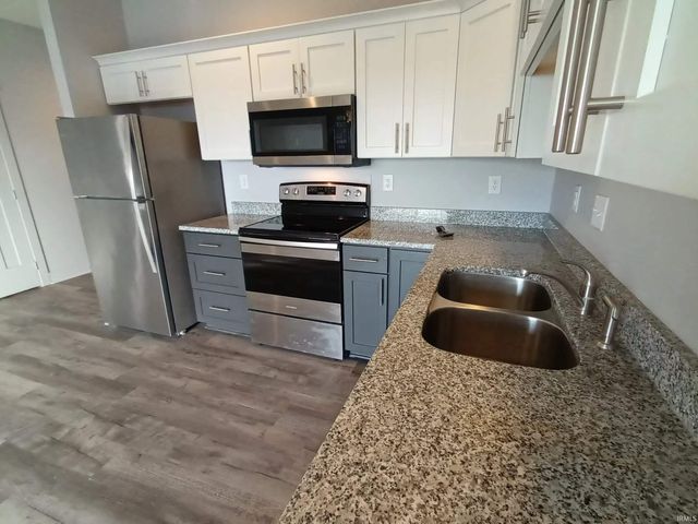 1231 W Rangeview Circle, Bloomington, IN 47403