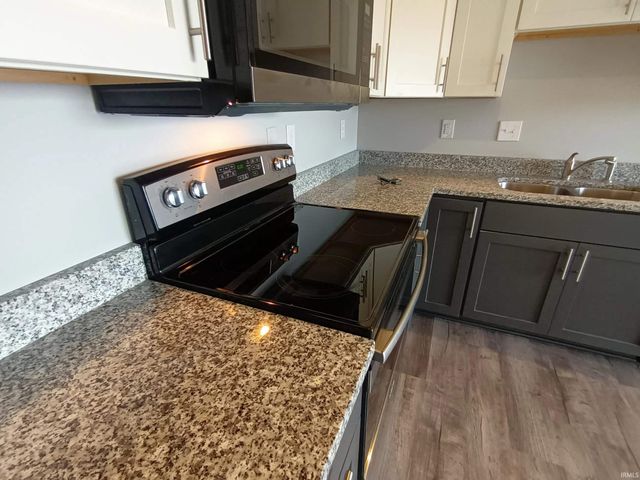 1231 W Rangeview Circle, Bloomington, IN 47403