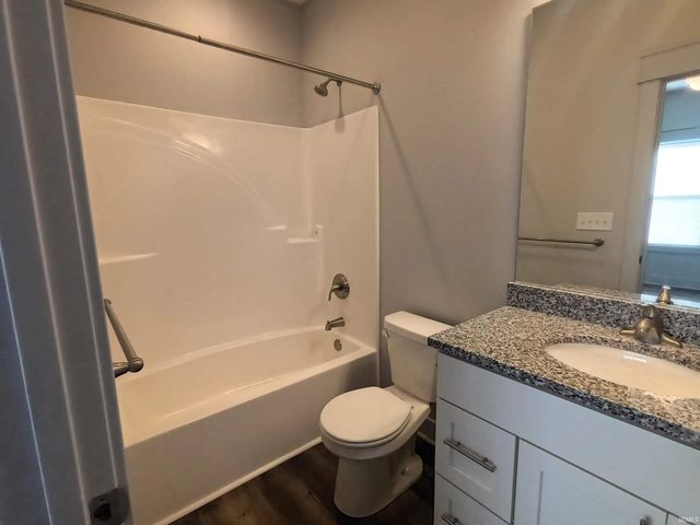 1231 W Rangeview Circle, Bloomington, IN 47403