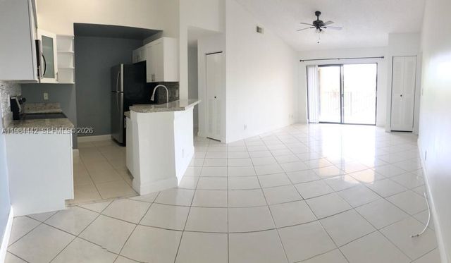 9999 Summerbreeze Dr 218, Sunrise, FL 33322