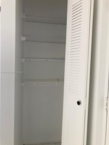 9999 Summerbreeze Dr 218, Sunrise, FL 33322