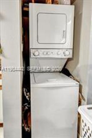 9999 Summerbreeze Dr 218, Sunrise, FL 33322