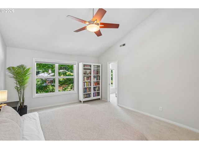 5516 Sw HAMILTON St, Portland, OR 97221