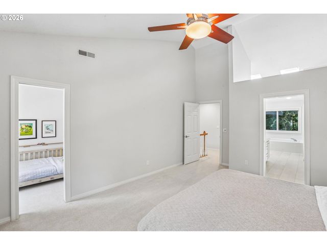 5516 Sw HAMILTON St, Portland, OR 97221