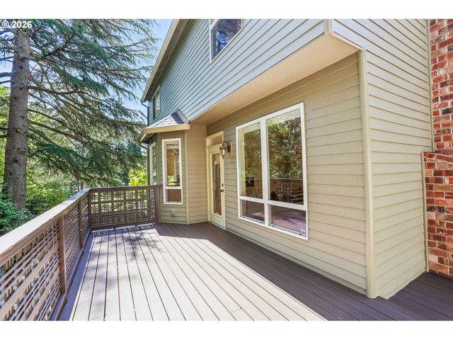 5516 Sw HAMILTON St, Portland, OR 97221