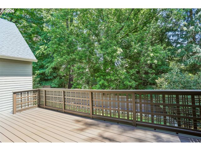 5516 Sw HAMILTON St, Portland, OR 97221