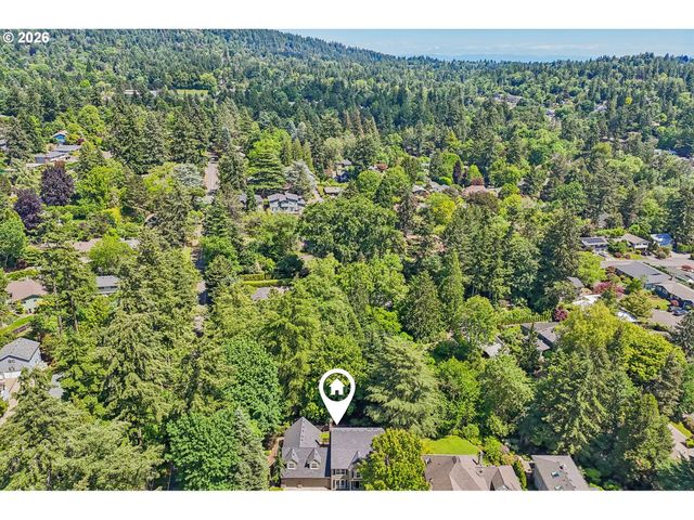 5516 Sw HAMILTON St, Portland, OR 97221