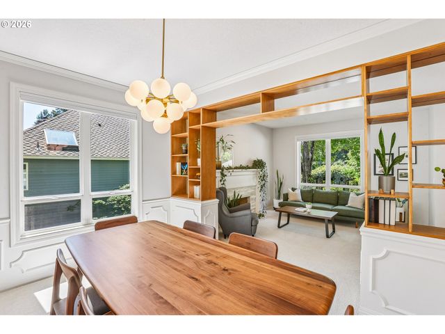 5516 Sw HAMILTON St, Portland, OR 97221