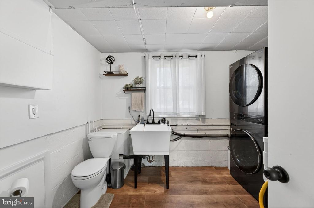 Image 27 of property listing at 9 HADDINGTON RD, Lutherville Timonium, MD 21093