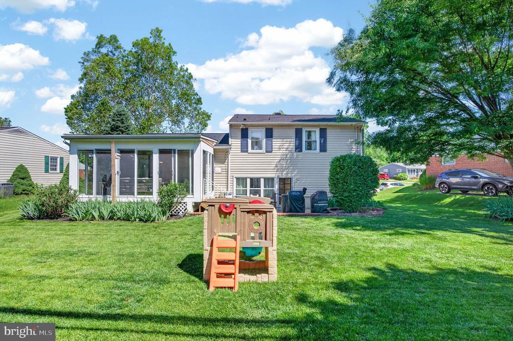 Image 40 of property listing at 9 HADDINGTON RD, Lutherville Timonium, MD 21093