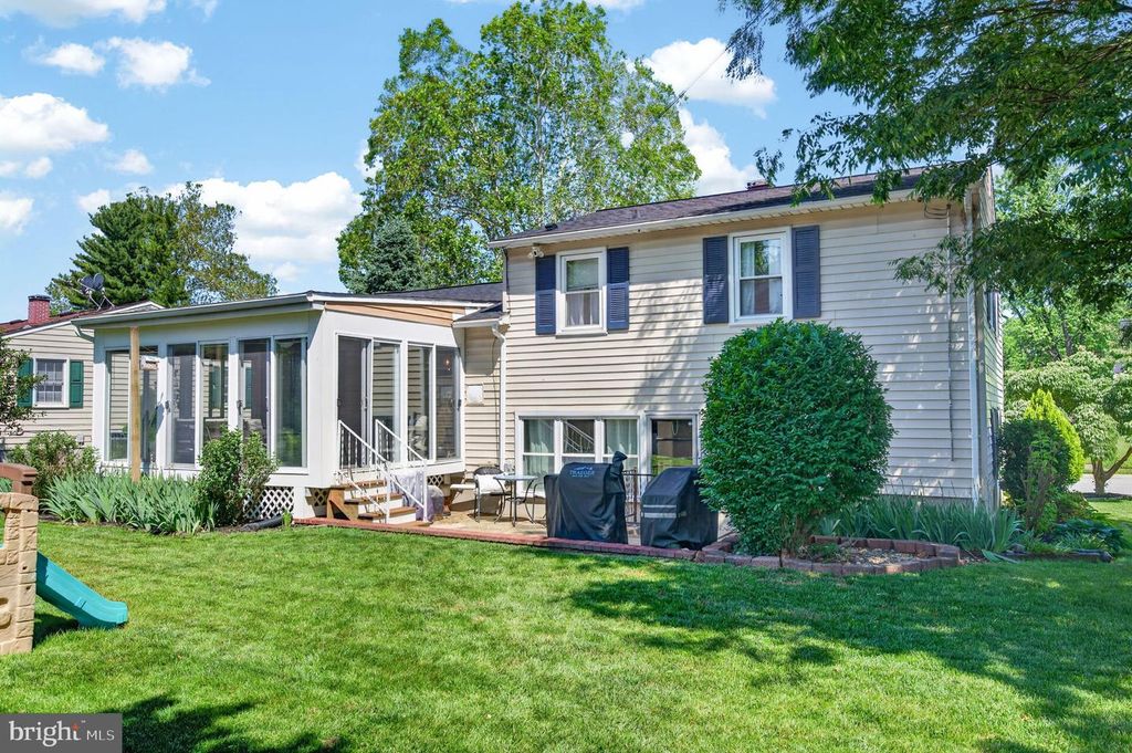 Image 44 of property listing at 9 HADDINGTON RD, Lutherville Timonium, MD 21093