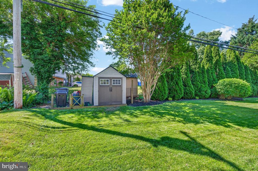 Image 46 of property listing at 9 HADDINGTON RD, Lutherville Timonium, MD 21093