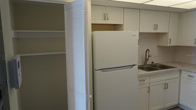 8100 DR MARTIN LUTHER KING JR STREET N 105, St Petersburg, FL 33702