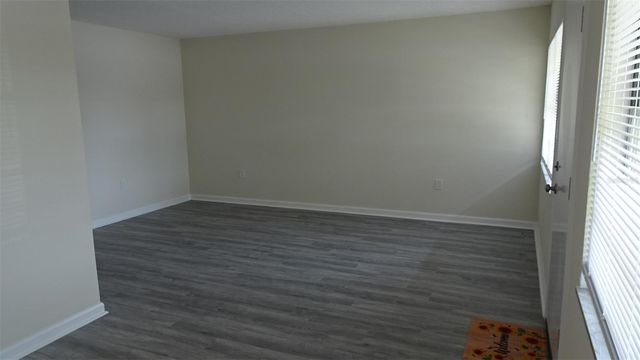 8100 DR MARTIN LUTHER KING JR STREET N 105, St Petersburg, FL 33702
