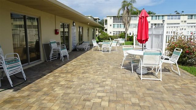 8100 DR MARTIN LUTHER KING JR STREET N 105, St Petersburg, FL 33702