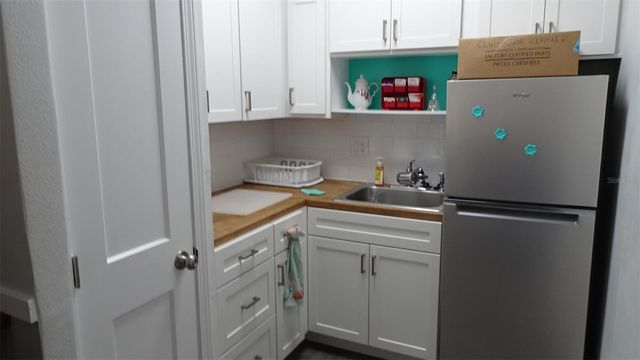 8100 DR MARTIN LUTHER KING JR STREET N 105, St Petersburg, FL 33702