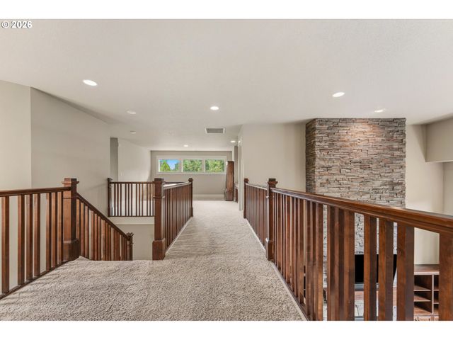 10962 Se PHEASANT RIDGE Dr, Happy Valley, OR 97086