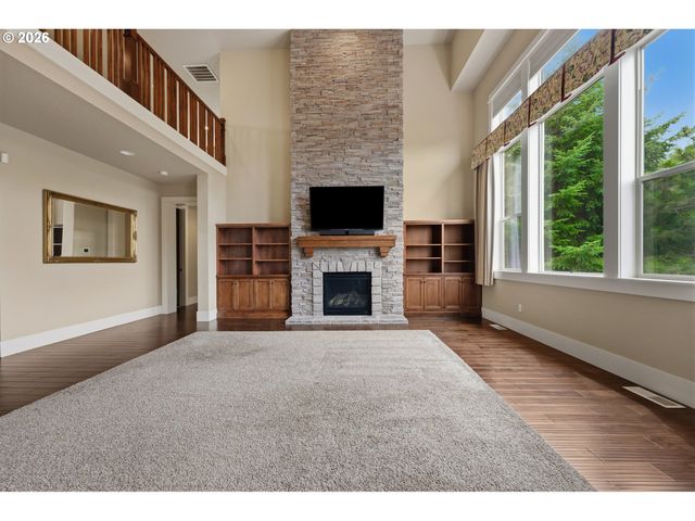 10962 Se PHEASANT RIDGE Dr, Happy Valley, OR 97086