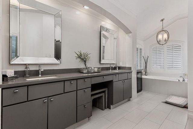 9063 Rocky Ridge Drive, Conroe, TX 77302